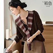 【初色】休閒寬鬆撞色半門襟單排釦圓領小V領長袖針織衫上衣女上衣-共2色-15355(F可選) F 咖啡色