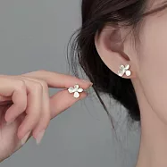 【水星記】日韓甜美簡約優雅四瓣花朵925銀針耳釘(06020)