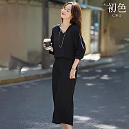 【初色】簡約純色寬鬆休閒顯瘦V領長袖上衣女上衣+鬆緊腰開岔半身裙長裙套裝-黑色-15343(M-2XL可選) M 黑色