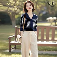 【初色】通勤撞色條紋海軍領長袖T恤上衣女上衣+純色休閒褲寬褲長褲套裝-藍衣杏褲-15333(M-2XL可選) L 藍衣杏褲
