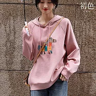 【初色】休閒風插肩長袖連帽抽繩小馬刺繡印花T恤上衣女上衣-共2色-16396(M-3XL可選) L 粉紅色