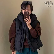 【初色】工裝純色保暖禦寒防風鴨絨抽繩連帽羽絨馬甲背心女背心-共3色-16678(S/M可選) M 黑色