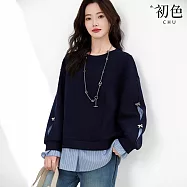 【初色】休閒撞色拼接假兩件條紋圓領長袖寬鬆T恤衛衣上衣女上衣-藏藍色-37220(M-3XL可選) L 藏藍色