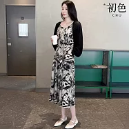 【初色】水墨扎染圓領細肩吊帶無袖連身裙長裙+無釦寬鬆防曬針織衫小外套套裝-黑衣花裙-18876(M-2XL可選) M 黑衣花裙