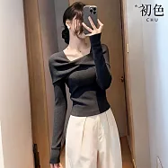 【初色】氣質純色不對稱扭結一字領設計感長袖修身針織衫上衣女上衣-共3色-19035(F可選) F 灰色