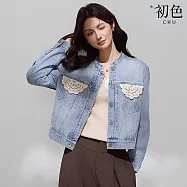 【初色】港式復古圓領單排釦長袖花邊蕾絲拼接裝飾點綴短款牛仔外套女外套-藍色-19136(M/L可選) M 藍色