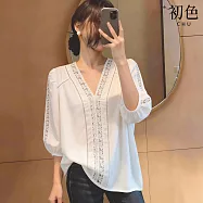 【初色】韓版寬鬆純色拼接鏤空蕾絲V領五分袖襯衫上衣女上衣-白色-19656(M-XL可選) M 白色