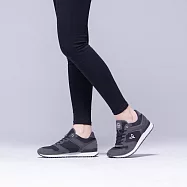 寶特瓶製休閒鞋 La Lande 復古慢跑鞋 鐵灰/黑 女生款EU36鐵灰/黑