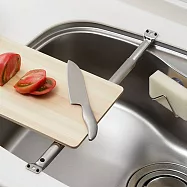 【家事問屋】日本製304不鏽鋼砧板防滑固定架(可於水槽上使用)-原廠公司貨