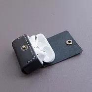 Be Two 手工皮件 ∣ airpods pro 耳機收納包 真皮皮革皮套 【黑色牛皮+可愛兔】