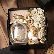 【愛創造】幸福雲朵熊香氛花藝禮盒(乾燥花擴香x莫蘭迪綠色系)(贈隨身霧香) 依靠(木質花香調)