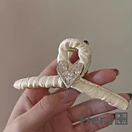 【Hera赫拉】法式金屬愛心優雅氣質鯊魚夾 H111032202 奶油色