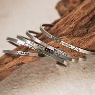 O’Pretty 歐沛媞 悄悄話 銀色手環-多款可選 附絨布束口袋 一輩子的家人與支持