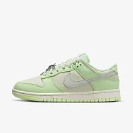 Nike W Dunk Low NN SE [FN6344-001] 女 休閒鞋 運動 經典 低筒 液態銀蝴蝶 薄荷綠 22.5cm 綠