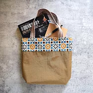 《梵緹希》防水外出手提袋_ 花磚橘+卡其底