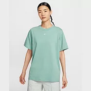 NIKE AS W NSW TEE ESSNTL LBR 女短袖上衣-FD4150017 XS 綠色