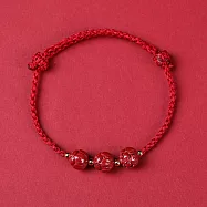 【Sayaka紗彌佳】蓮語・和田結紅線編織祈願手鍊 (抽拉調節設計) -三珠蓮花款