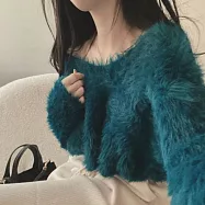 日本 Belle Ćie 精緻韓風 | 羽毛紗針織衫 | 短版露肩柔美蓬鬆不刺癢 | 凸顯鎖骨拉長腿部線條 綠色