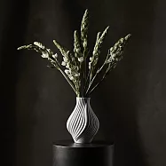 Lyngby Porcel&aelig;n Twist 旋姿 白瓷花瓶 (H 18cm)