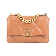 CHANEL 19金色CC Logo三色鍊帶菱格紋口蓋包(焦糖色)_展示品
