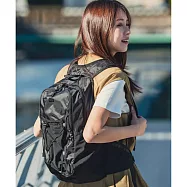 日本KiU 520 明星商品 | 防水貼身機能後背包 | 有胸扣腰扣夜間反光17L 耐重20公斤 黑色