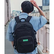 日本KiU 525 |可裝15吋筆電|通勤包 書包 減壓背帶|有水壺袋|通勤上學城市旅行騎行 黑色