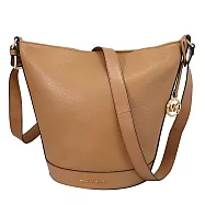 MICHAEL KORS TOWNSEND 簡約LOGO斜背水桶包.淺咖