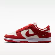 Nike 耐吉 WMNS Dunk Low [IO4244-103] 女 運動休閒鞋 復古鞋 低筒 金屬小勾 米白 紅 26cm 白/紅