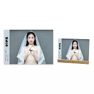 2021鄭家純寫真年曆「同島一命」 不畏雨!我買橫式贈送悠遊卡貼