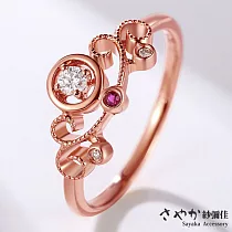 【Sayaka紗彌佳】戀戀風情古典鏤空雕花紅寶石鑲鑽開口戒 ─單一款式