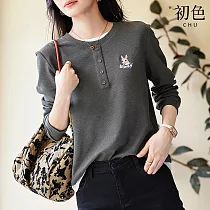 【初色】假兩件兔子刺繡休閒百搭圓領長袖T恤女上衣─深灰色─32723(M─2XL可選) L 深灰色