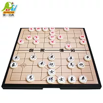 【Playful Toys 頑玩具】中號磁石中國象棋 (象棋 中國象棋 磁性象棋 棋類遊戲 頑玩具) 1801
