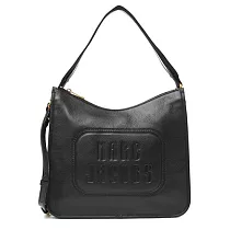 MARC JACOBS 壓紋皮革肩背包─黑