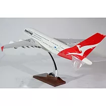 信達 47cm x 47cm 澳洲航空 Qantas 空中巴士 A380 巨無霸客機模型