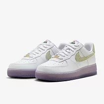 NIKE AIR FORCE 1 07 LX 女休閒鞋─白紫─HF5719139 US6.5 白色