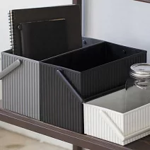 【八幡化成】omnioffre 手提可堆疊方形收納盒 L軍綠