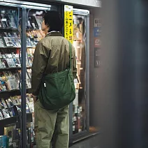 【一帆布包】帆布率性大報童包- 墨綠