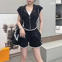 【AMIEE】連帽無袖收腰上衣高腰短褲兩件套(KDAY-860) M 黑色