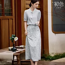 【初色】新中式輕薄盤扣領短袖襯衫上衣+優雅緞面山林緹花中長裙半身裙套裝-淺藍色-12132(M-2XL可選) M 淺藍色