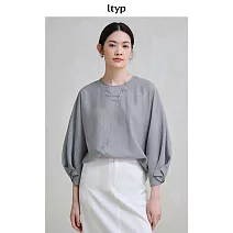 ltyp旅途原品 皺感醋酸天絲肌理小衫 夏季新款極簡優雅蝙蝠袖上衣 M L  M 灰霧藍