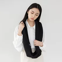 Design House Stockholm 褶毛絨護頸圍巾  （黑色）