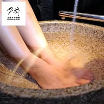台中【月荷足體養身會館】頂級皇家足部放鬆60分鐘課程券