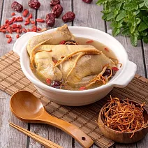 【統一生機】黃金蟲草土雞湯(全雞) 2200公克/包 (固形量：900公克)