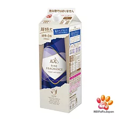 日本FaFa 香水系列柔軟精補充盒1500ml 麝香