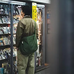 【一帆布包】帆布率性大報童包- 墨綠