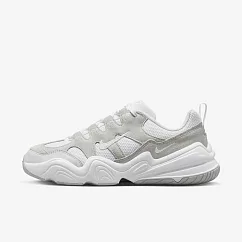 Nike W Tech Hera [DR9761─100] 女 休閒鞋 運動 復古 老爹鞋 麂皮 雙勾 舒適 穿搭 白灰