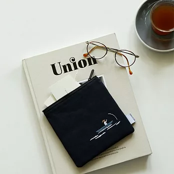 Dailylike 小清新刺繡收納包-12釣魚