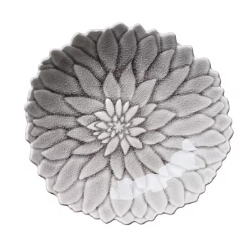 【日本Aito】瀨戶燒｜花形陶瓷餐盤16cm ‧ 墨灰