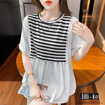 【Jilli~ko】條紋蕾絲拼接圓領寬版娃娃衫 J10197  FREE 白色