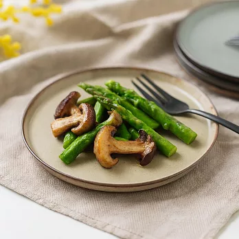 【日本Minoru】Bambi 窯燒陶瓷淺盤14.5cm ‧ 煙杏色